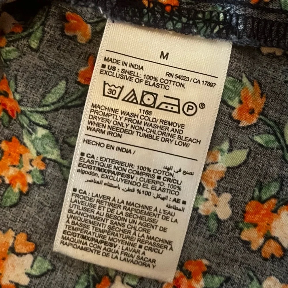 🛍️3 For $10🛍️ Old Navy Floral Puff Sleeve Blouse, Size M